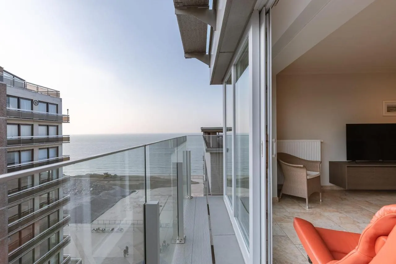Modern, Sunny Flat With Lateral Sea View And Frontal Balcony Apartment Middelkerke