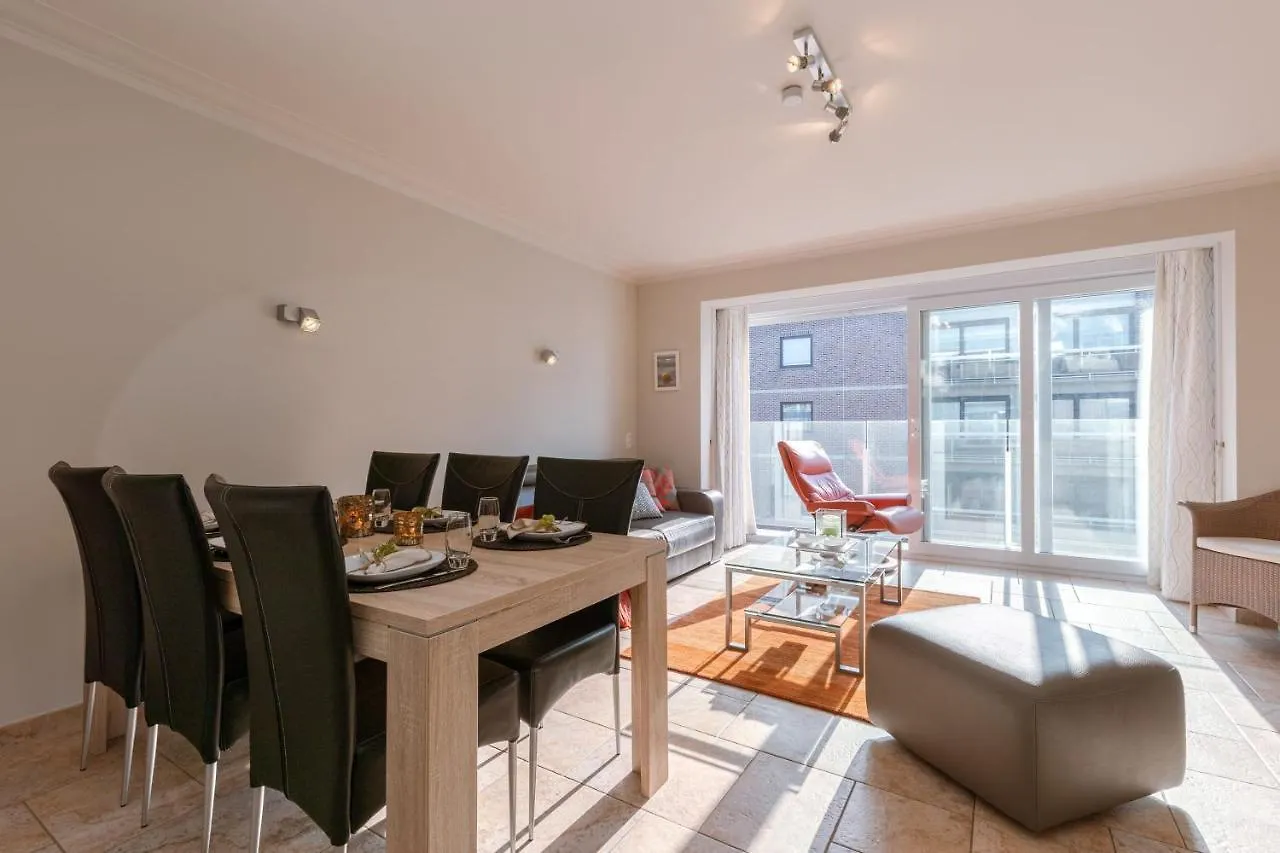 Modern, Sunny Flat With Lateral Sea View And Frontal Balcony Apartment Middelkerke